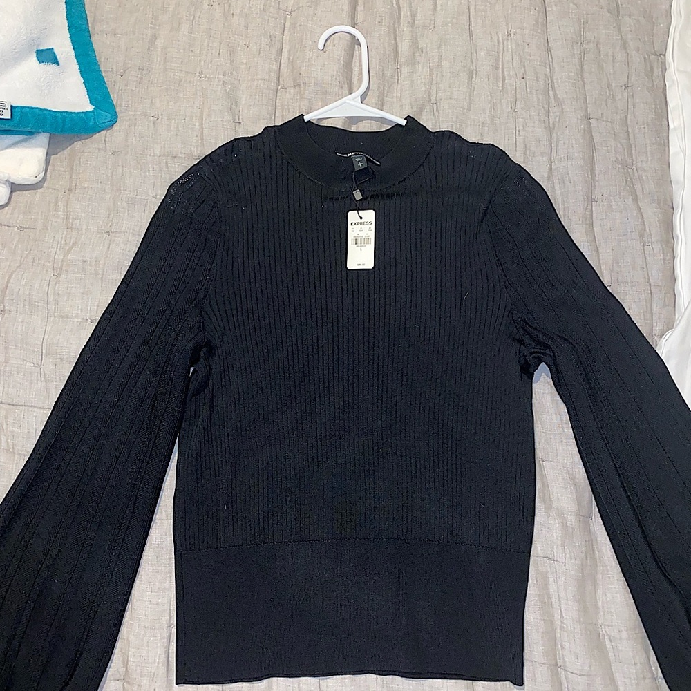 Express Puff Sleeve Top